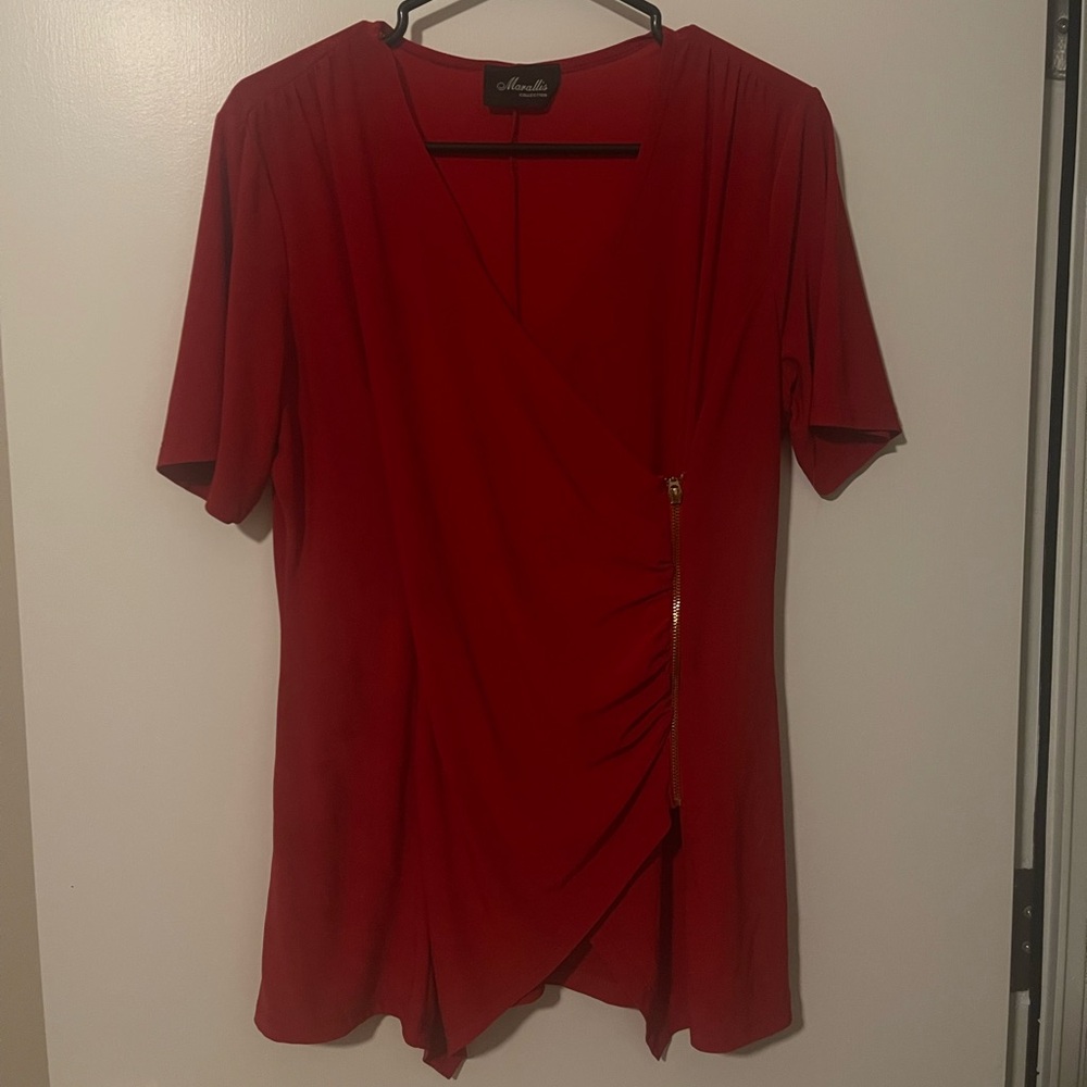 Marallis Vibrant Red Top